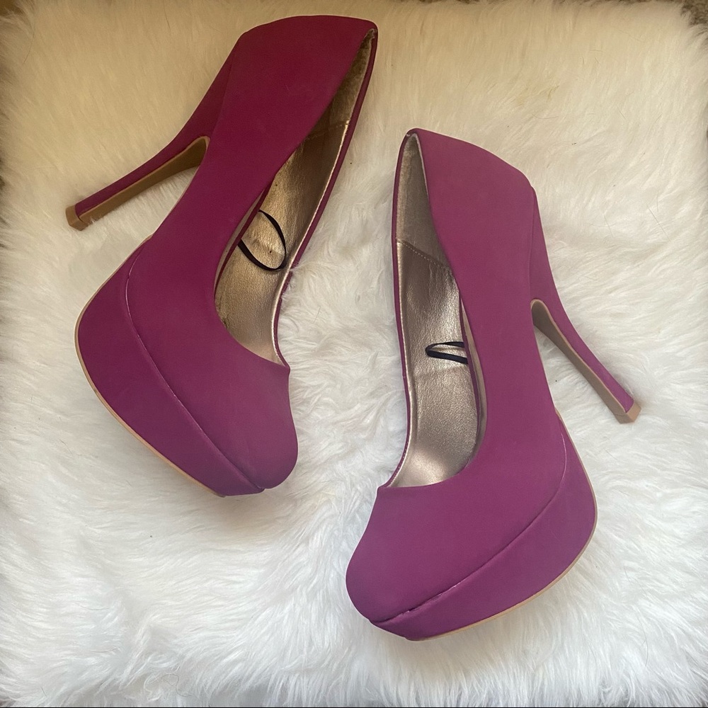 Pink/Purple Rue21 Heels. Size 8/9 L